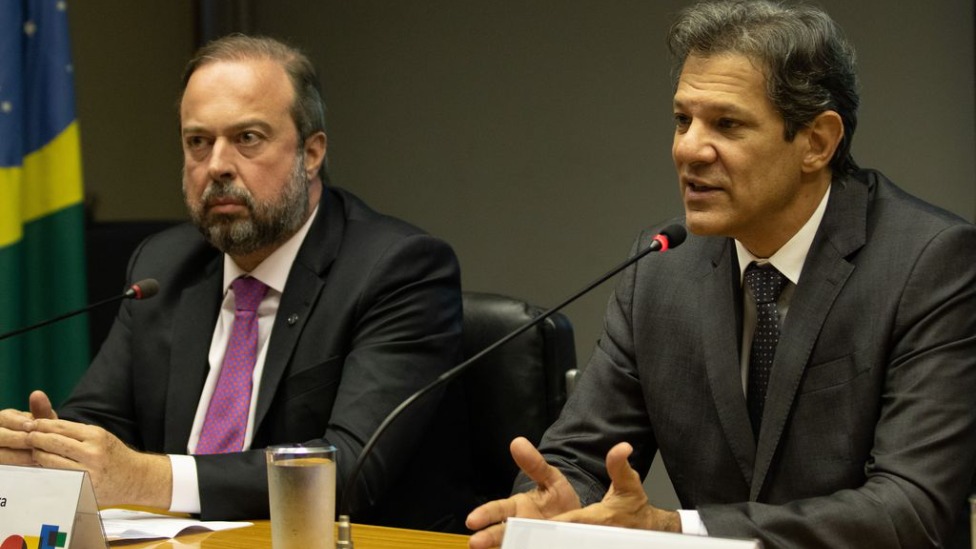 Alexandre Silveira, Ministro de Minas e Energia, e Fernando Haddad, Ministro da Fazenda